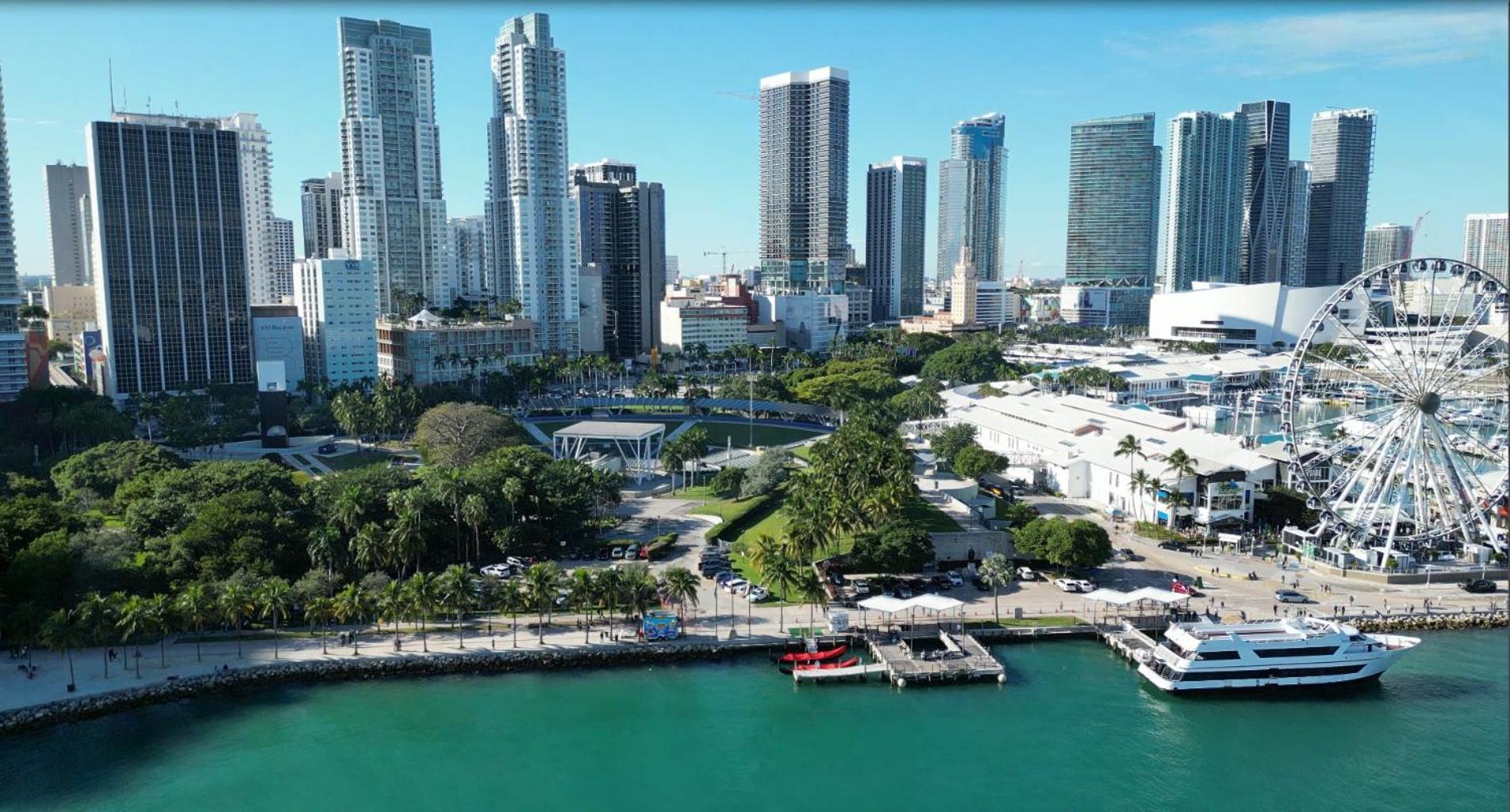 Private Rooms Close To Miami Airport - Free Parking - 01 Екстер'єр фото