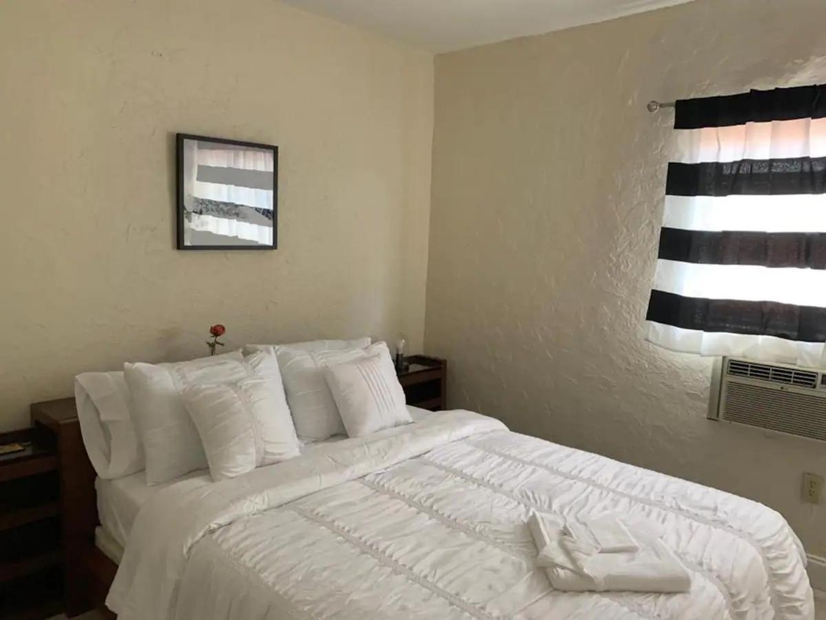Private Rooms Close To Miami Airport - Free Parking - 01 Екстер'єр фото